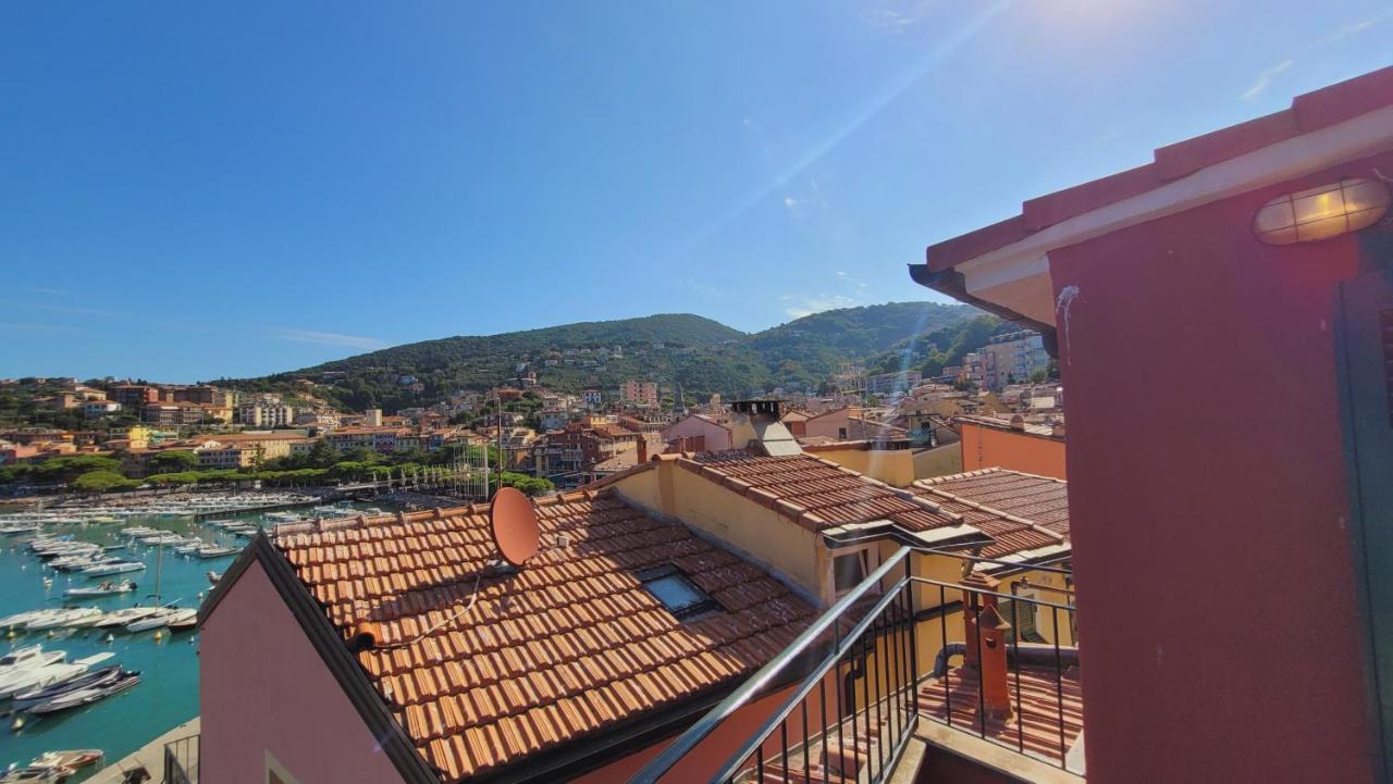 L'Arpara Casa Al Molo Dal Mare Al Castello Lerici Eksteriør billede
