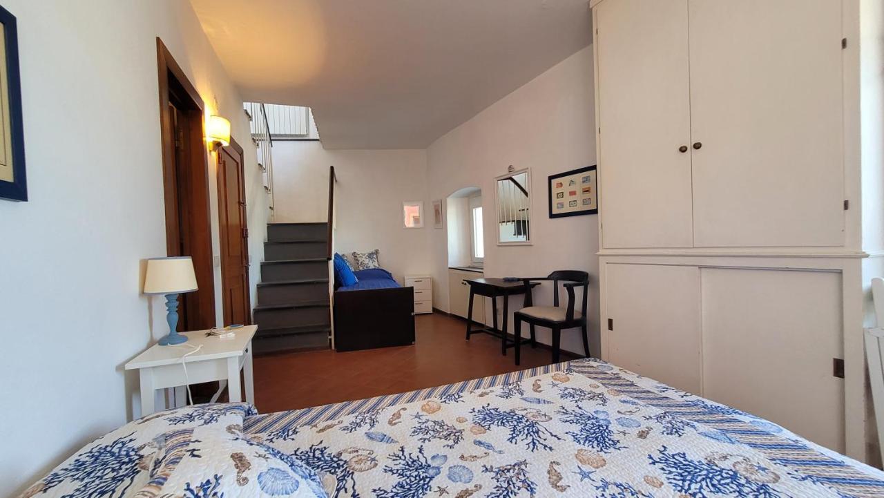 L'Arpara Casa Al Molo Dal Mare Al Castello Lerici Eksteriør billede
